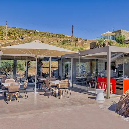 Heliades With Private Pool Tatil Evi Kato Fellos