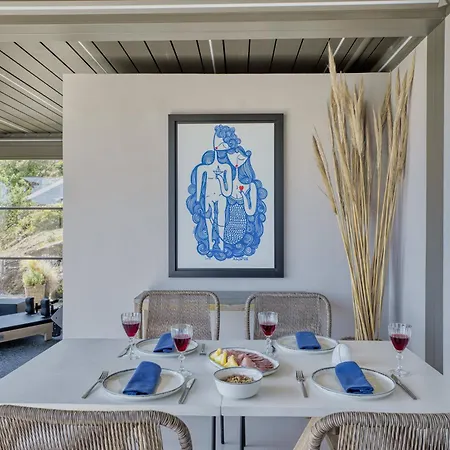 Heliades With Private Pool Tatil Evi *