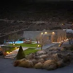 Σπίτι διακοπών Heliades With Private Pool